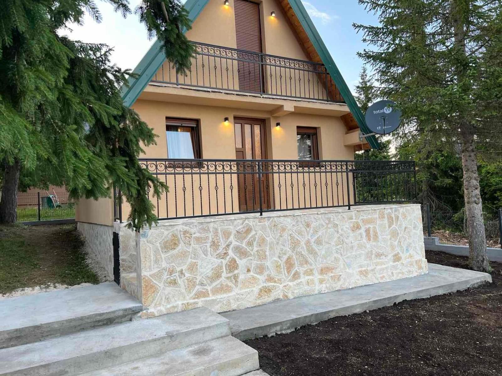 Holiday home Zabljak- Familyoasis